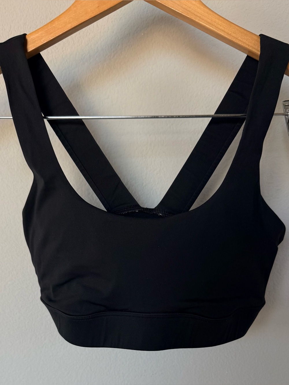 Vuori Black Strappy Racerback Sports Bra – Estimated XS